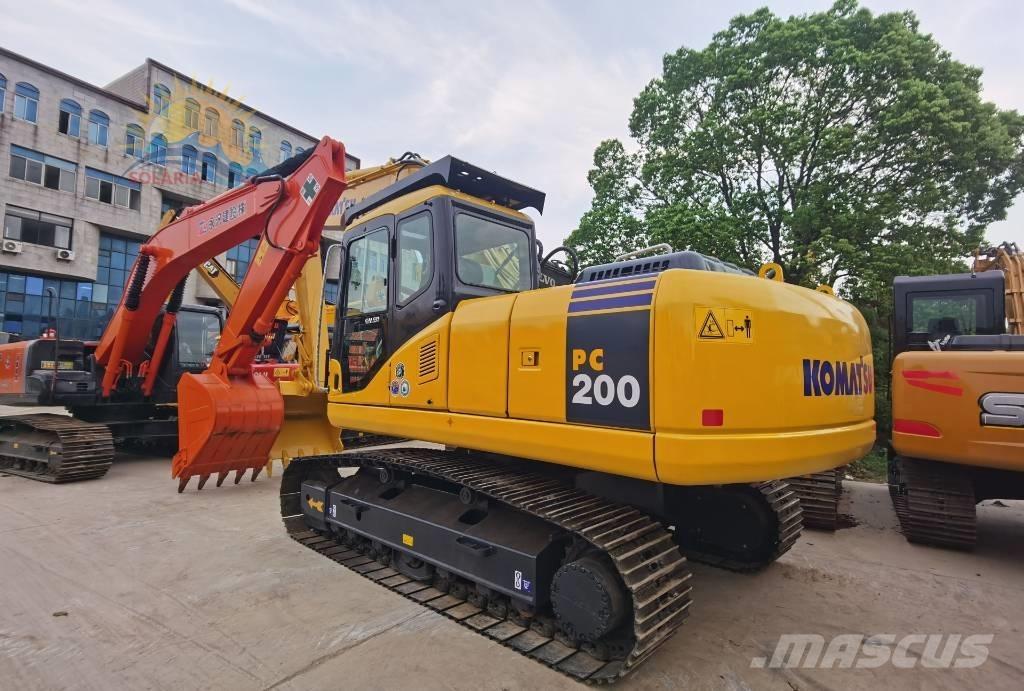 Komatsu PC 200-7 Bandgrävare
