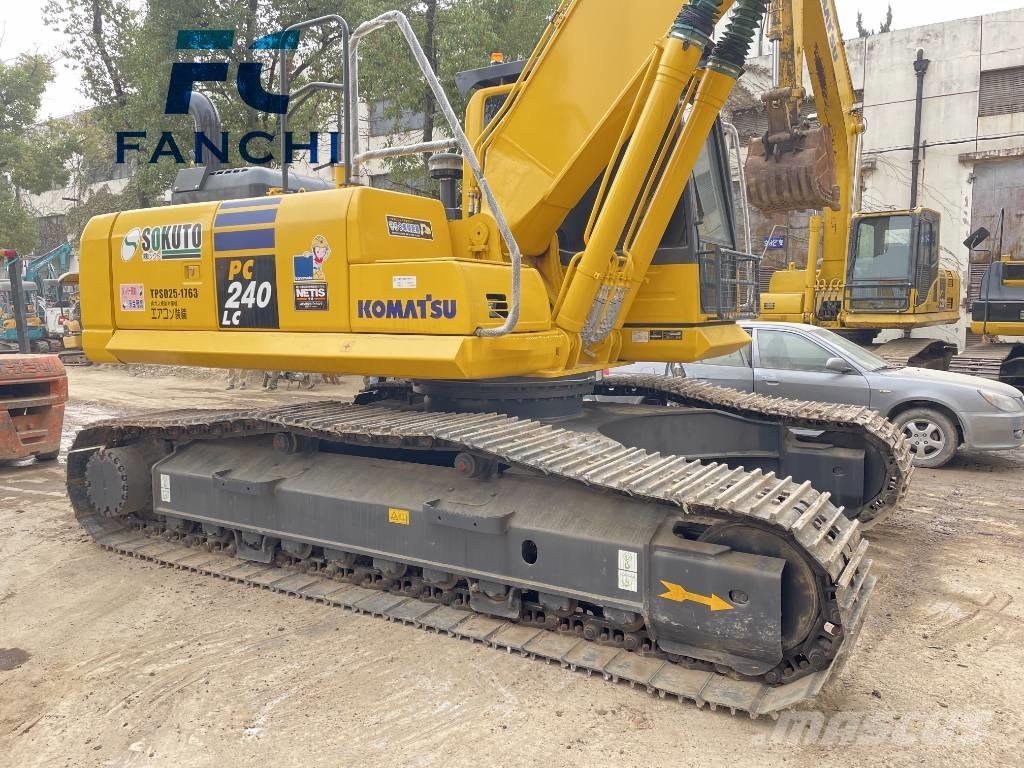 Komatsu PC 240 LC Bandgrävare