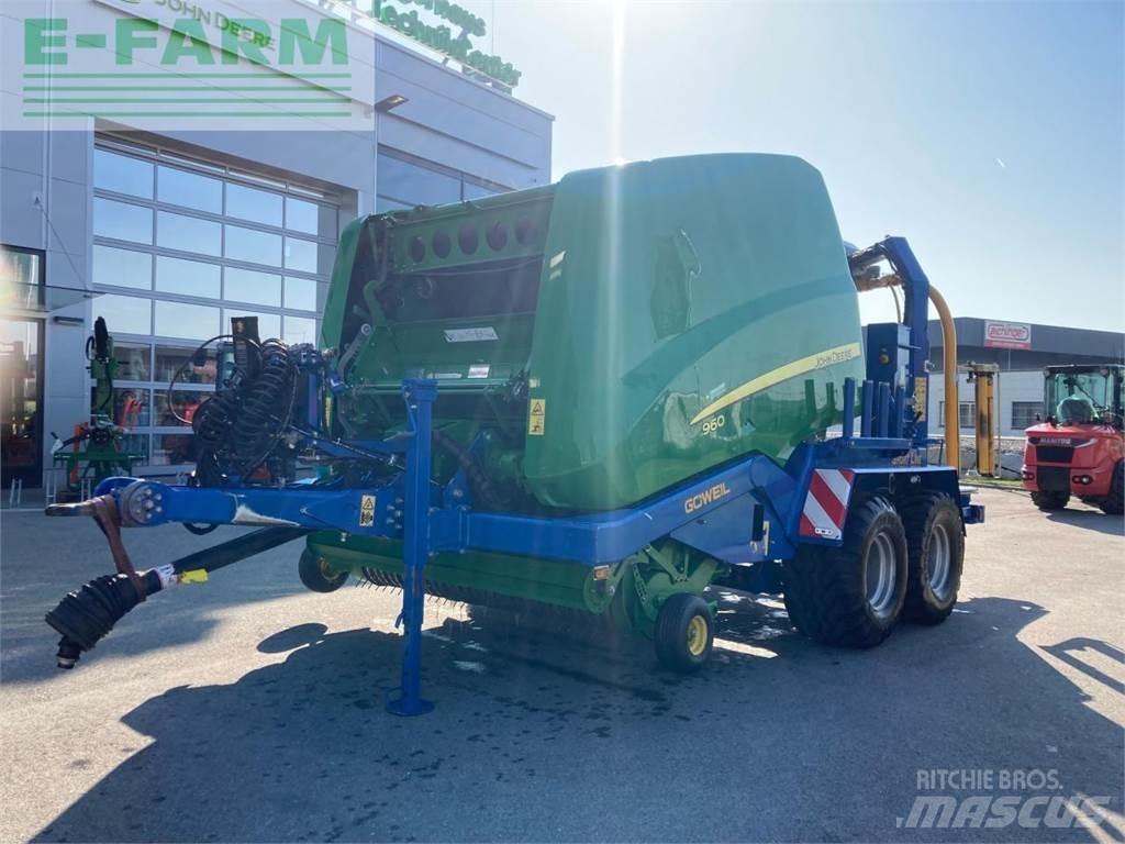 John Deere 960 Fyrkantspressar