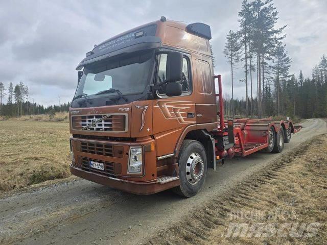 Volvo FM12 8x2 Transportbilar för Skogsmaskiner