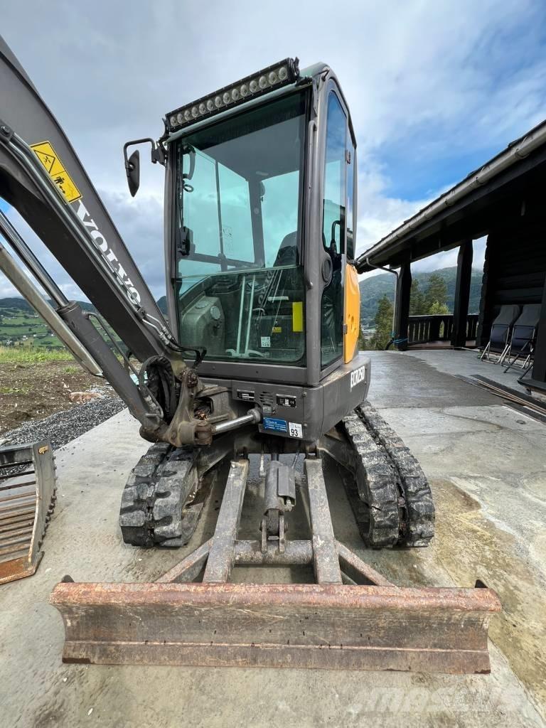 Volvo ECR25D Minigrävare < 7t