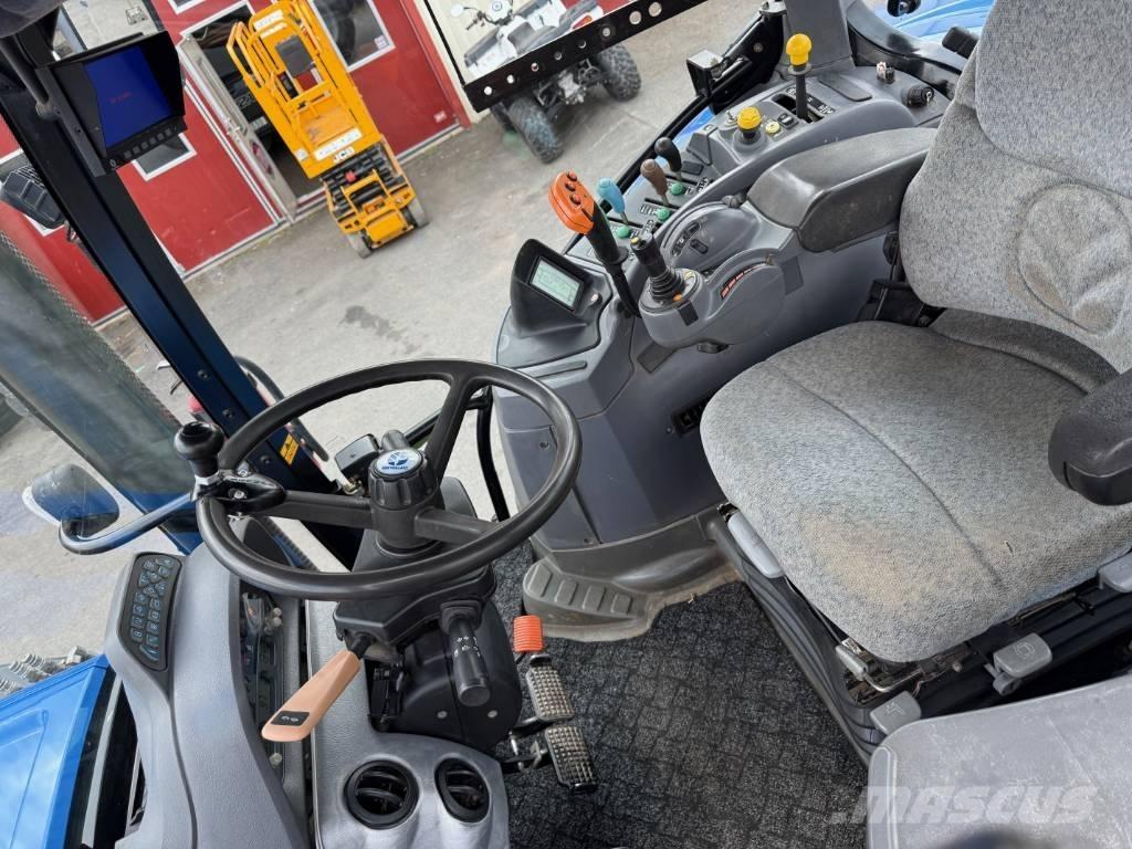 New Holland T7030 Traktorer