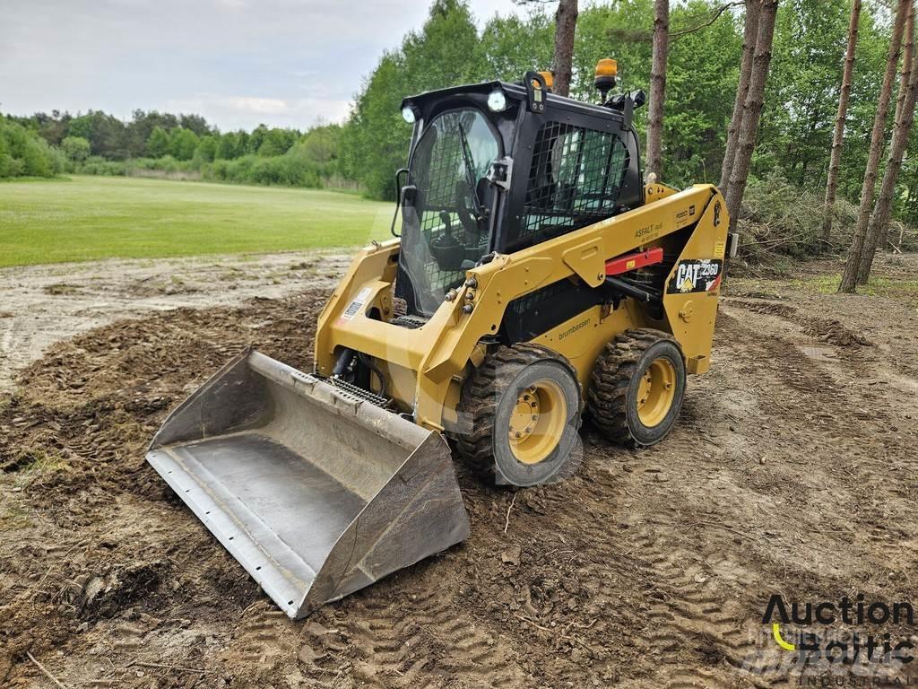 CAT 236 D Kompaktlastare