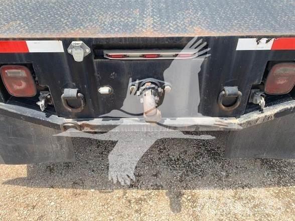 Peterbilt 335 Flakbilar