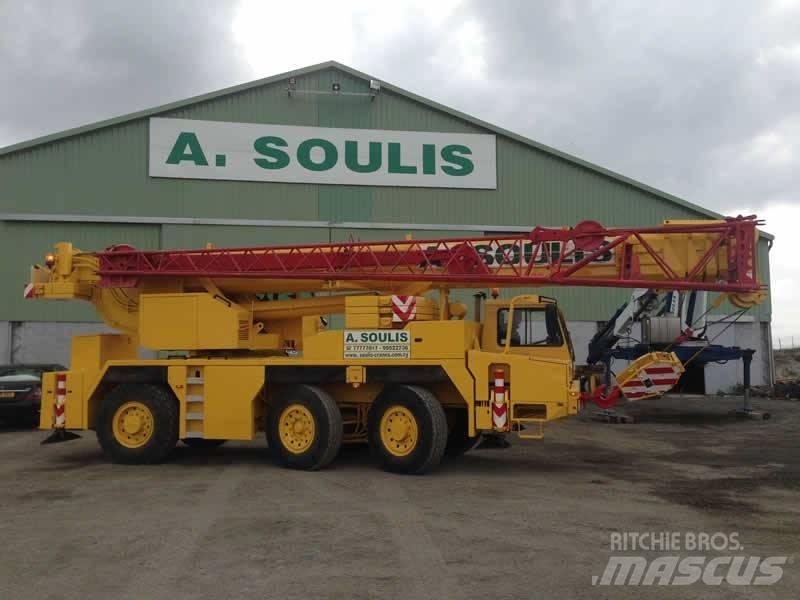 Liebherr LTM 1050 Allterrängkranar