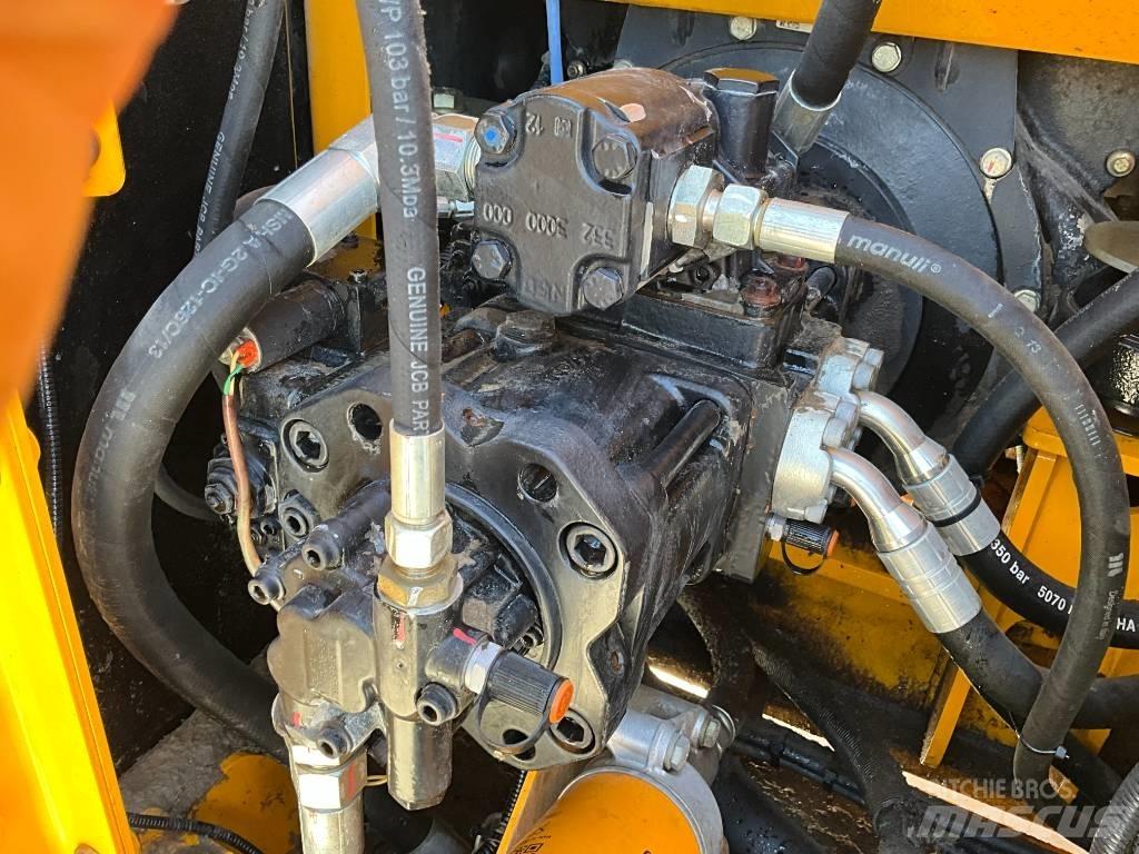 JCB JS 145 LC Bandgrävare
