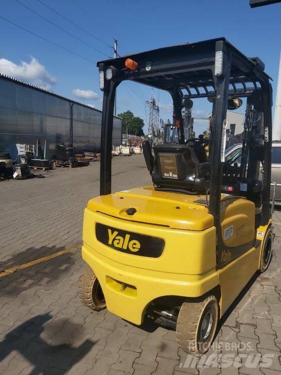 Yale ERP25VL Elmotviktstruckar