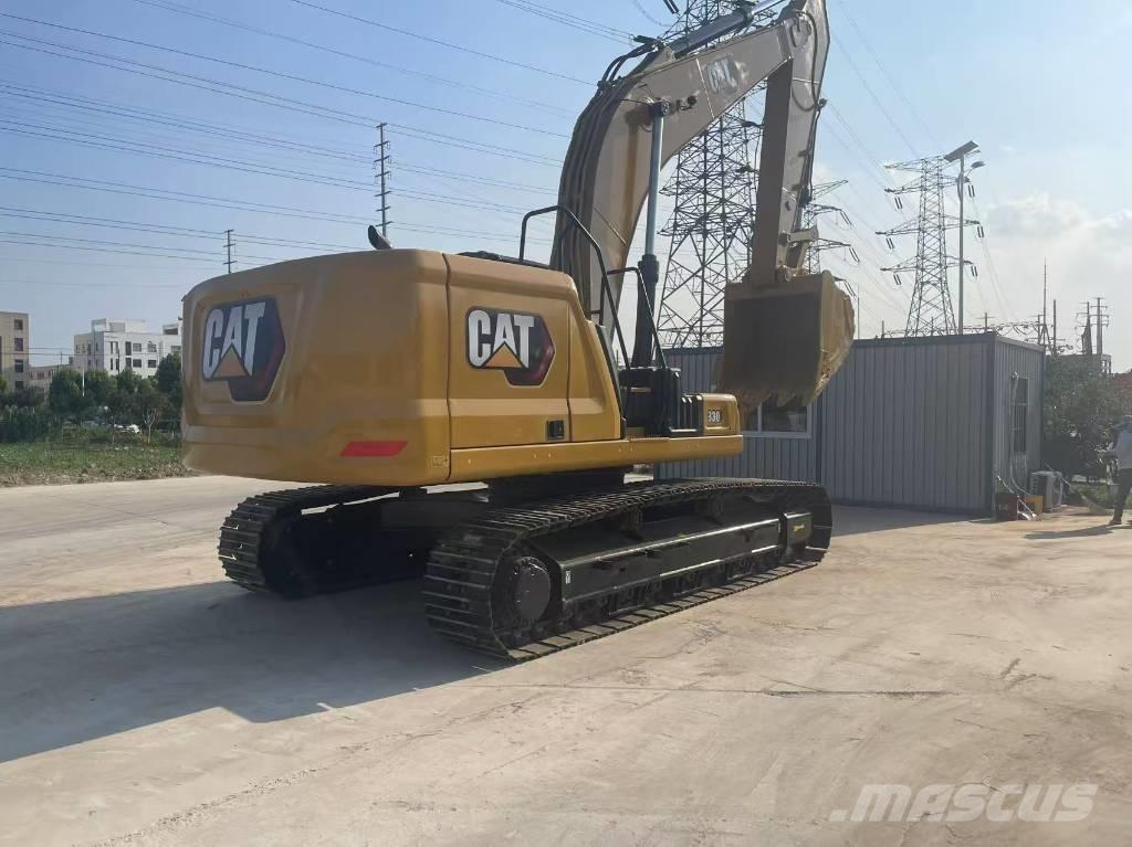 CAT 330 Bandgrävare