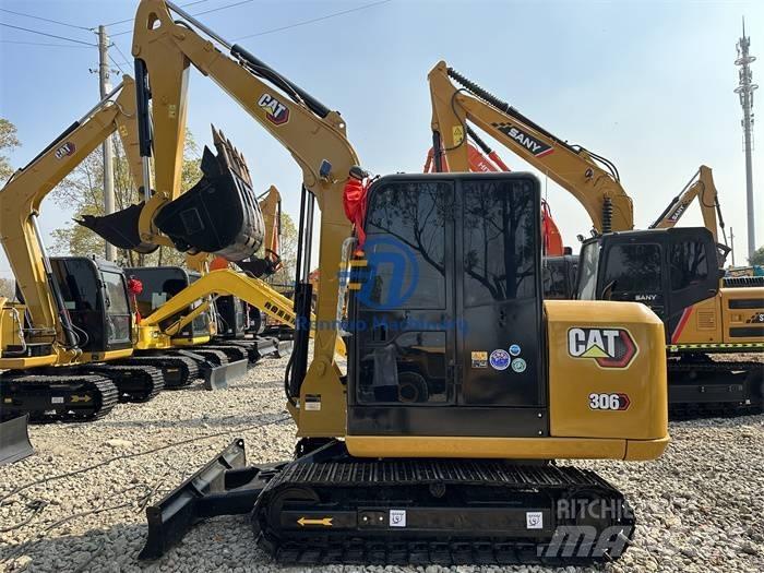 CAT 306E Minigrävare < 7t