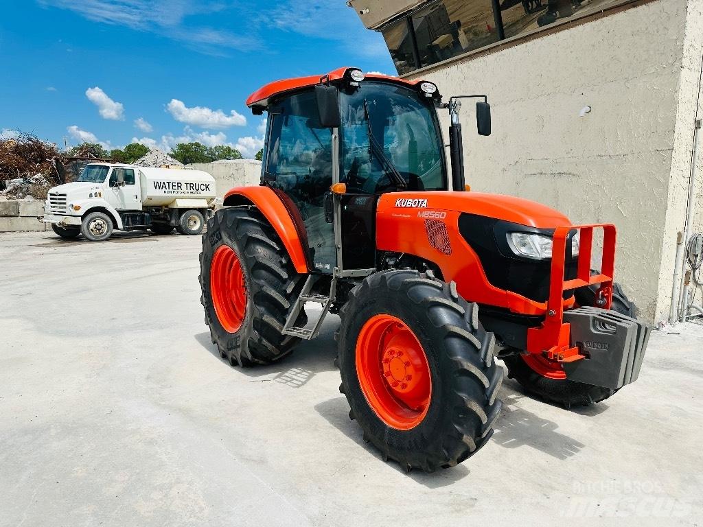 Kubota M8560 Traktorer