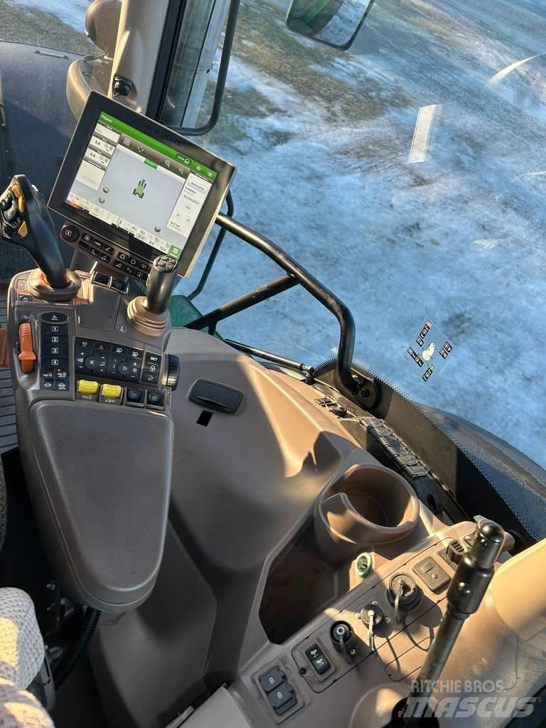 John Deere 6250 R Traktorer
