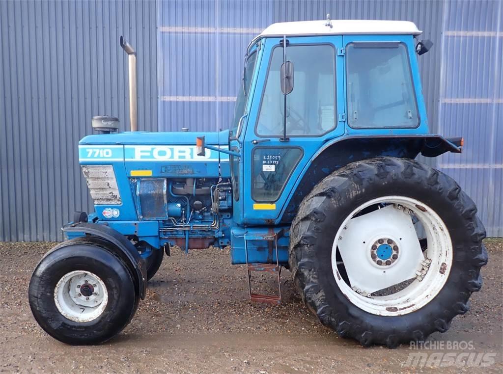 Ford 7710 Traktorer
