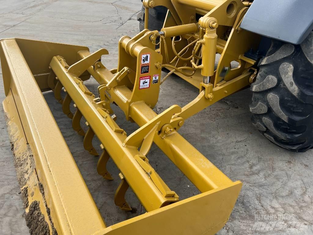John Deere 210L EP Frontlastare och grävare