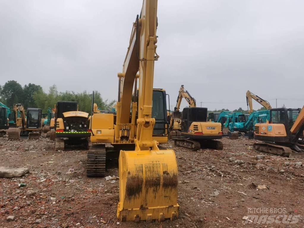 Komatsu PC 130 Midigrävmaskiner 7t - 12t