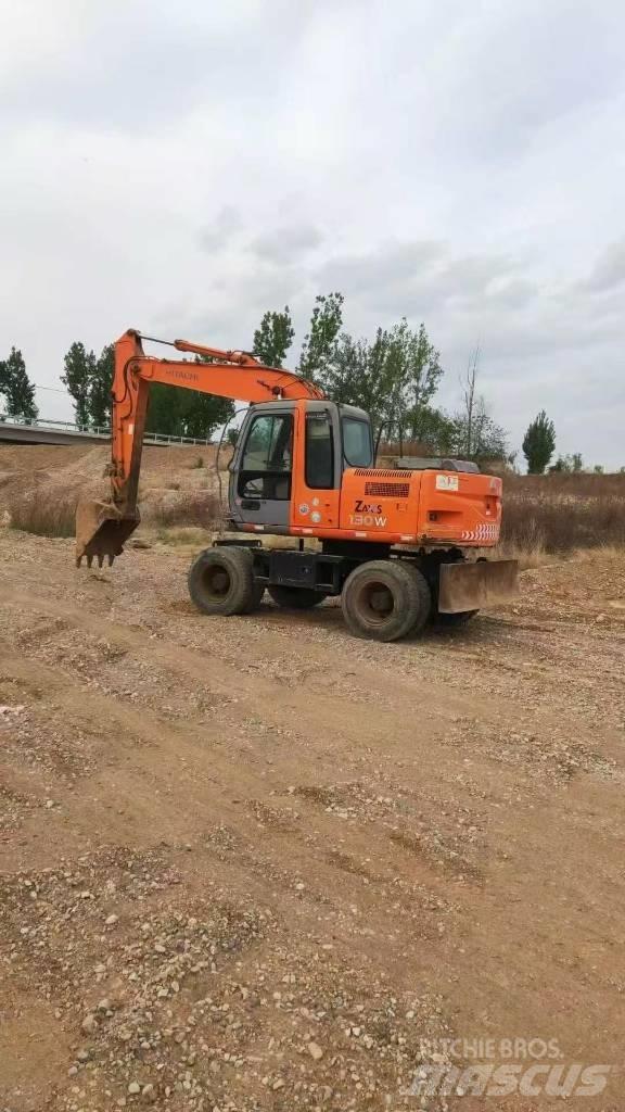 Hitachi ZX130W Hjulgrävare