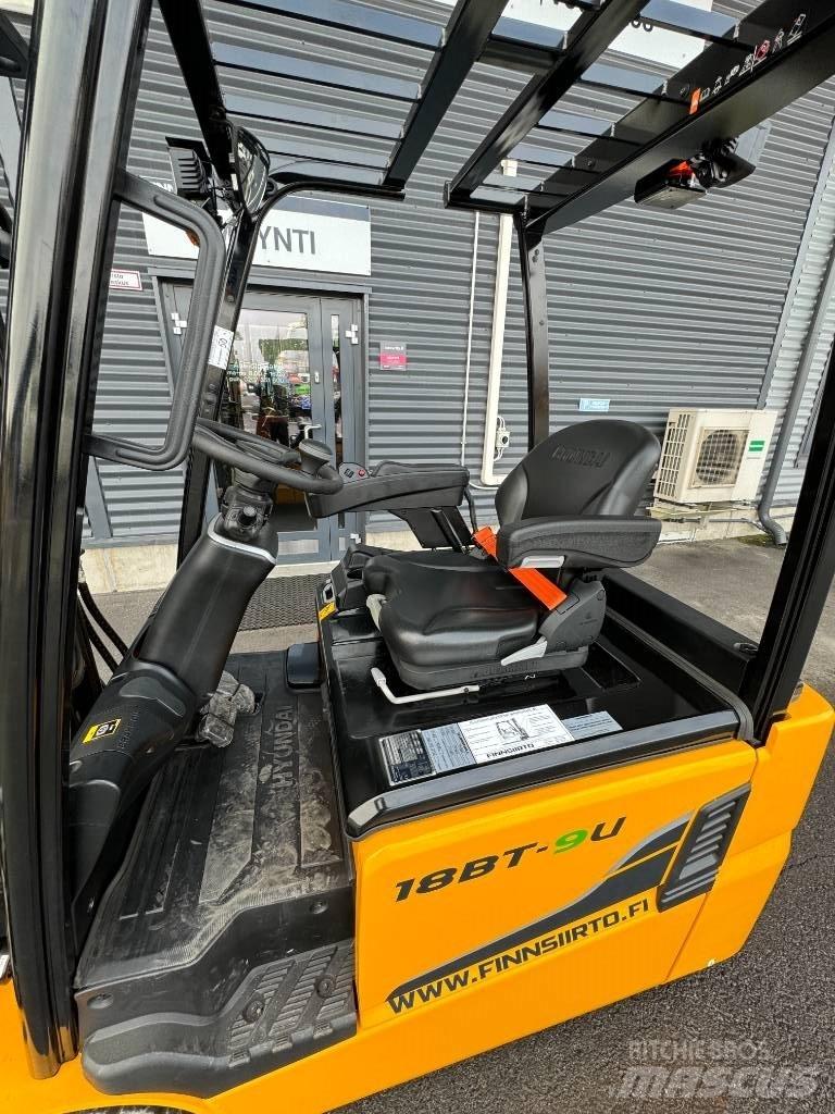 Hyundai 18BT-9U Elmotviktstruckar