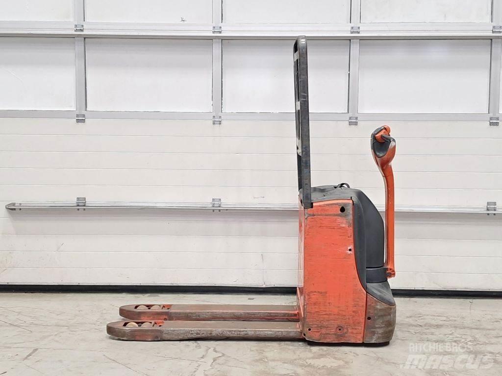 Linde T16 Låglyftare utan plattform