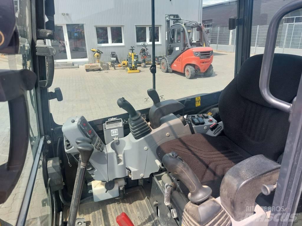 Kubota KX 030-4 Minigrävare < 7t