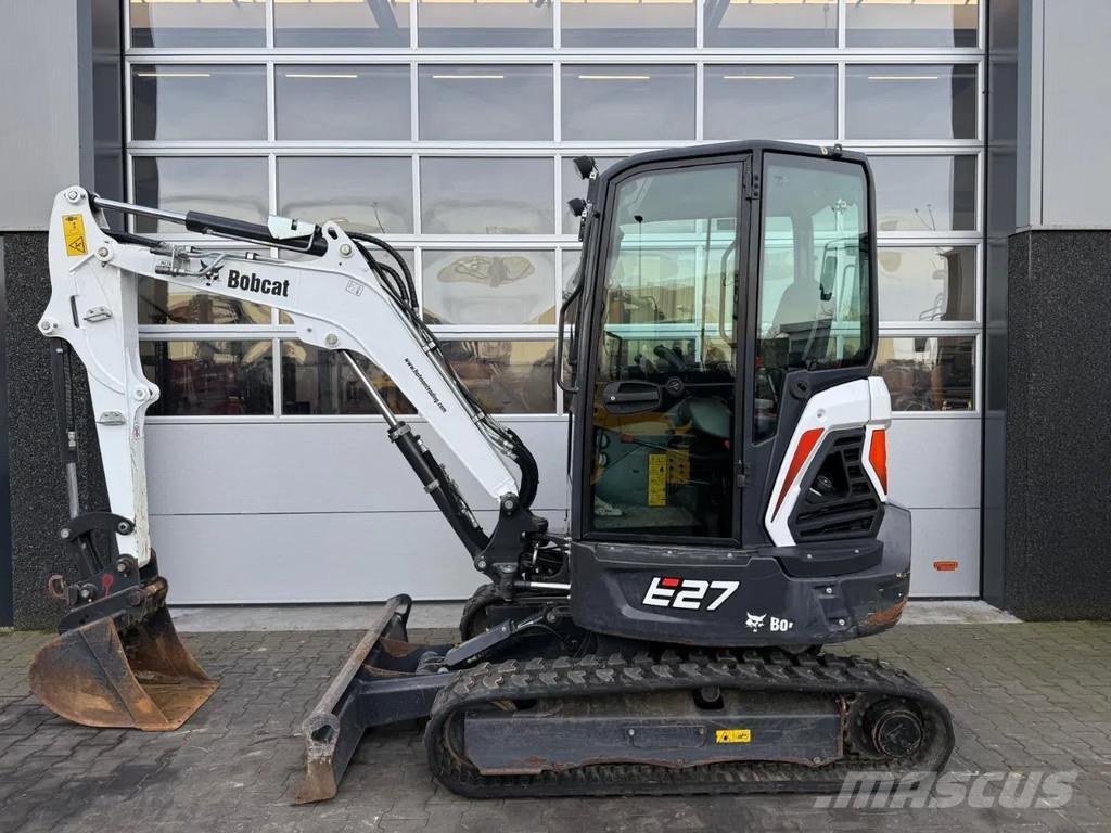 Bobcat E27 Minigrävare < 7t