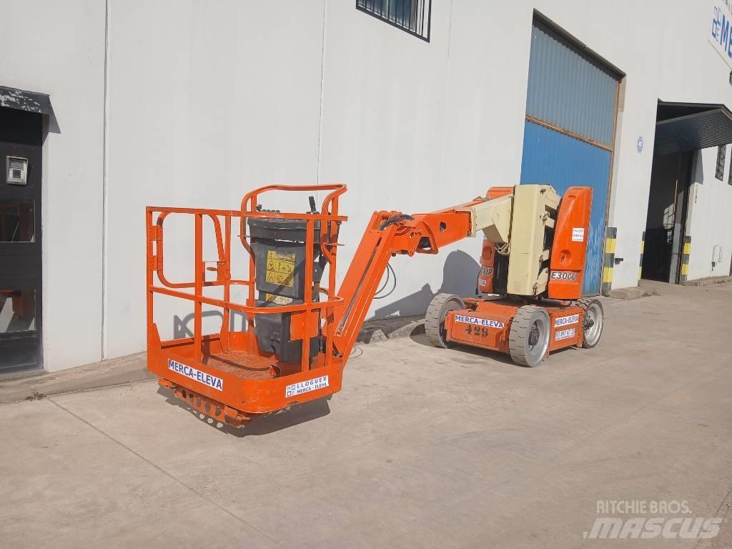JLG E 300 AJ Bomliftar