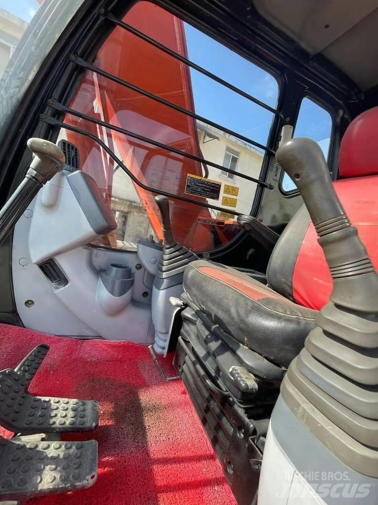 Hitachi ZX 120 Bandgrävare