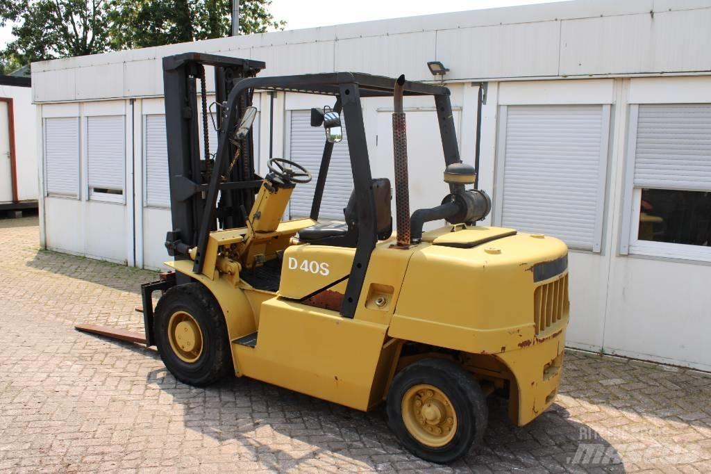 Daewoo D 40 S Dieselmotviktstruckar