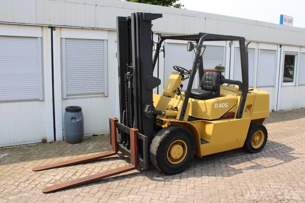 Daewoo D 40 S Dieselmotviktstruckar
