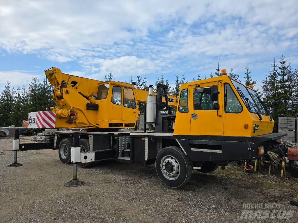 Coles 25/28T crane Allterrängkranar