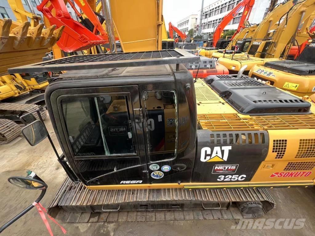 CAT 325 C Bandgrävare
