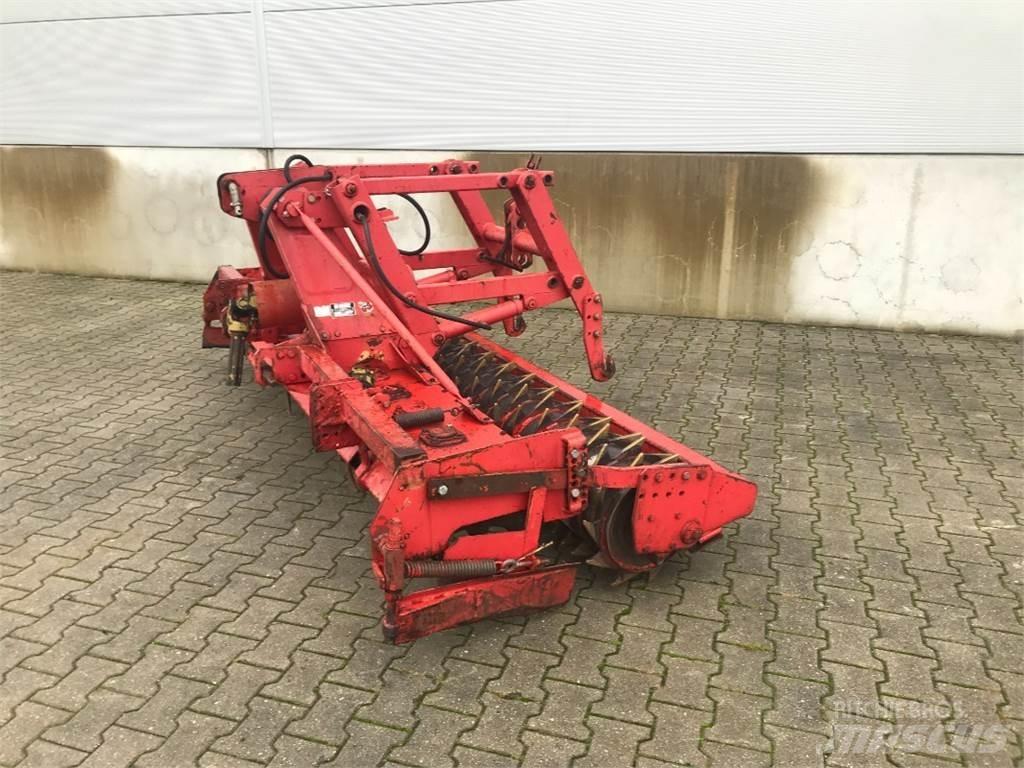Krone KES 121-3000 Såbäddsharvar och rototillers