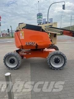 JLG 340 AJ Bomliftar