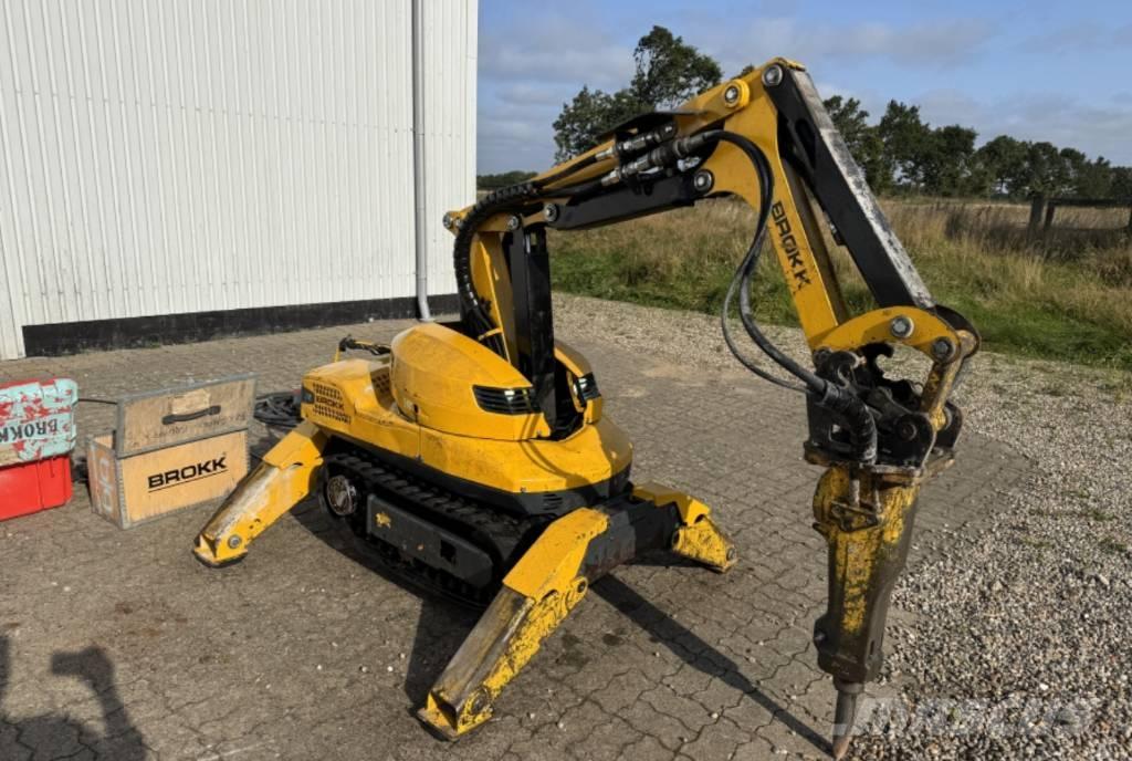 Brokk 110 Rivningsgrävare