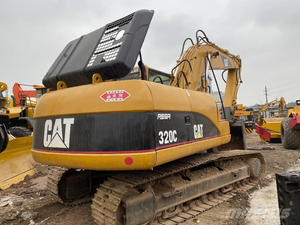 CAT 320 C Bandgrävare