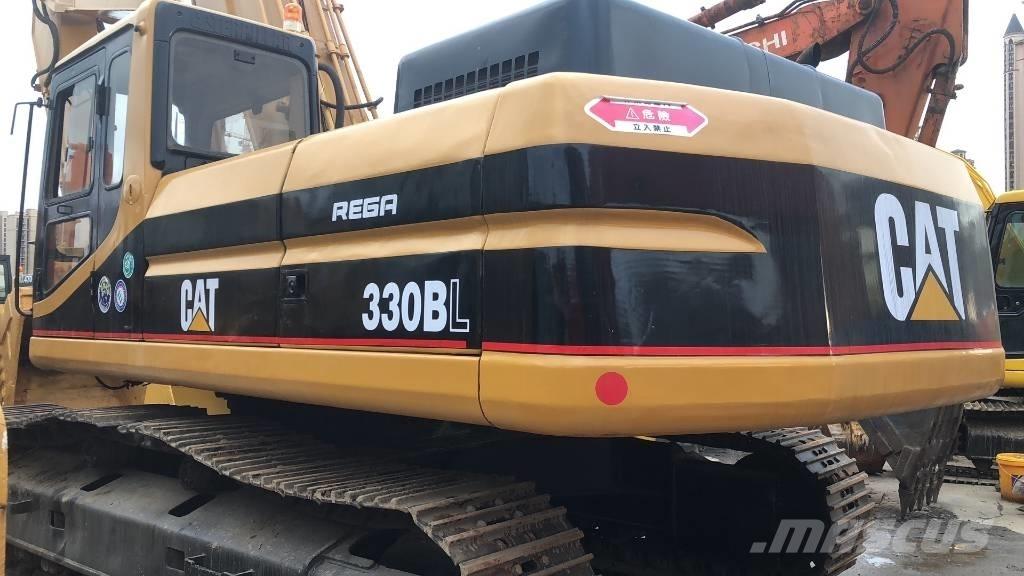 CAT 320 B L Bandgrävare