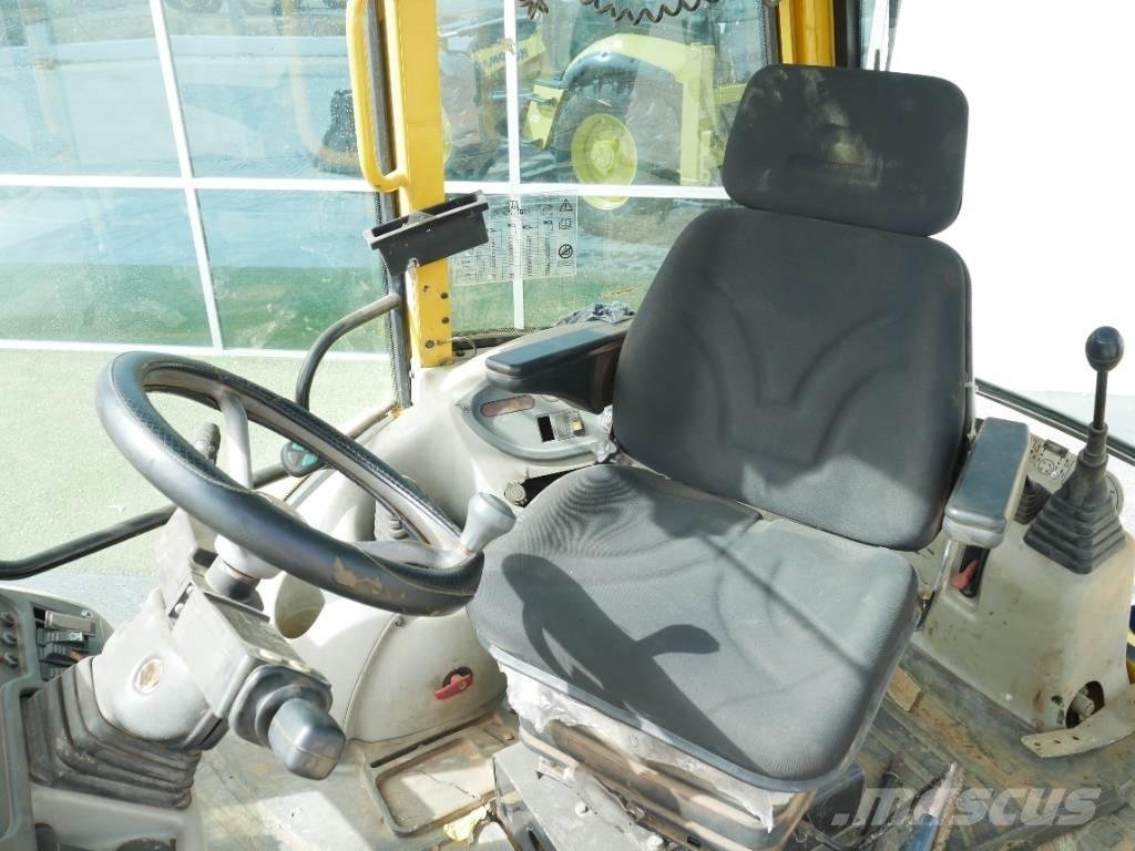 Komatsu WB 97 S-2 Grävlastare
