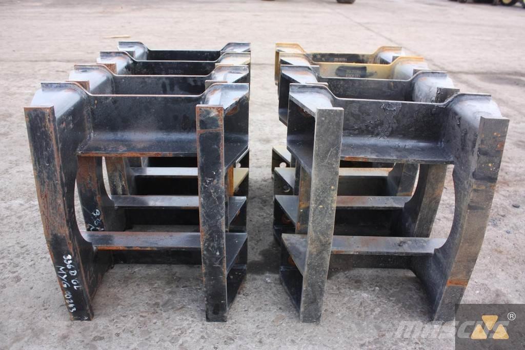 CAT Trackguards Däck, hjul och fälgar