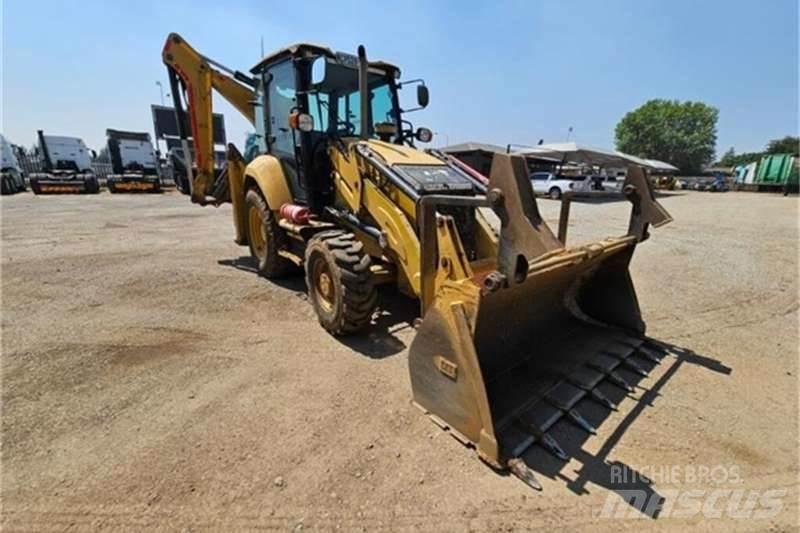 CAT 426F2 TLB Grävlastare