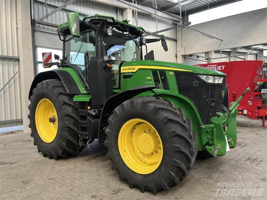 John Deere 7R 330 Traktorer
