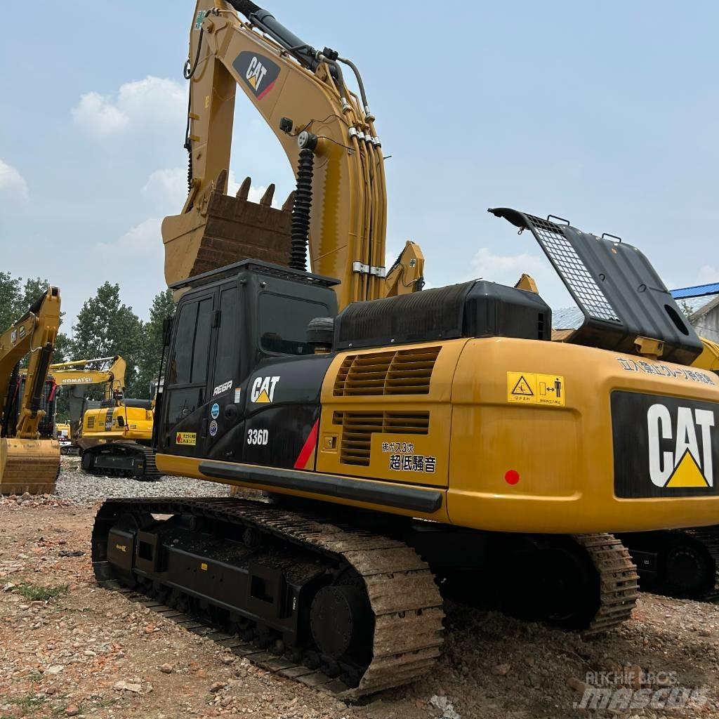 CAT 336 D L Bandgrävare