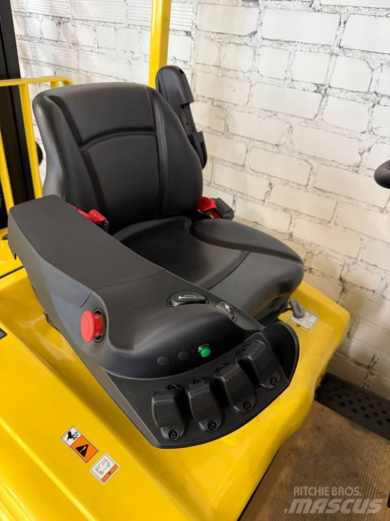 Hyster J1.6XN Elmotviktstruckar