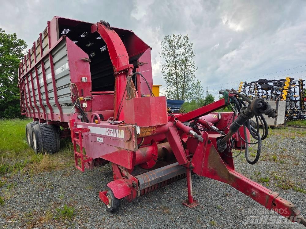 JF 3600ES Hackvagn / Självlastarvagn