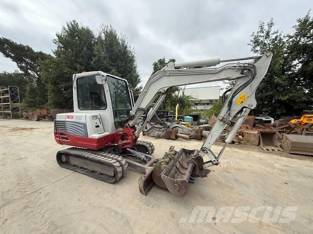 Takeuchi TB 235 Minigrävare < 7t