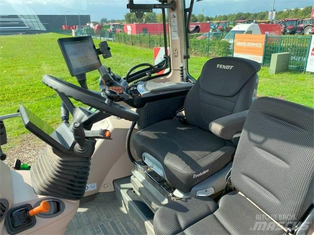 Fendt 724 PROFI+ Traktorer