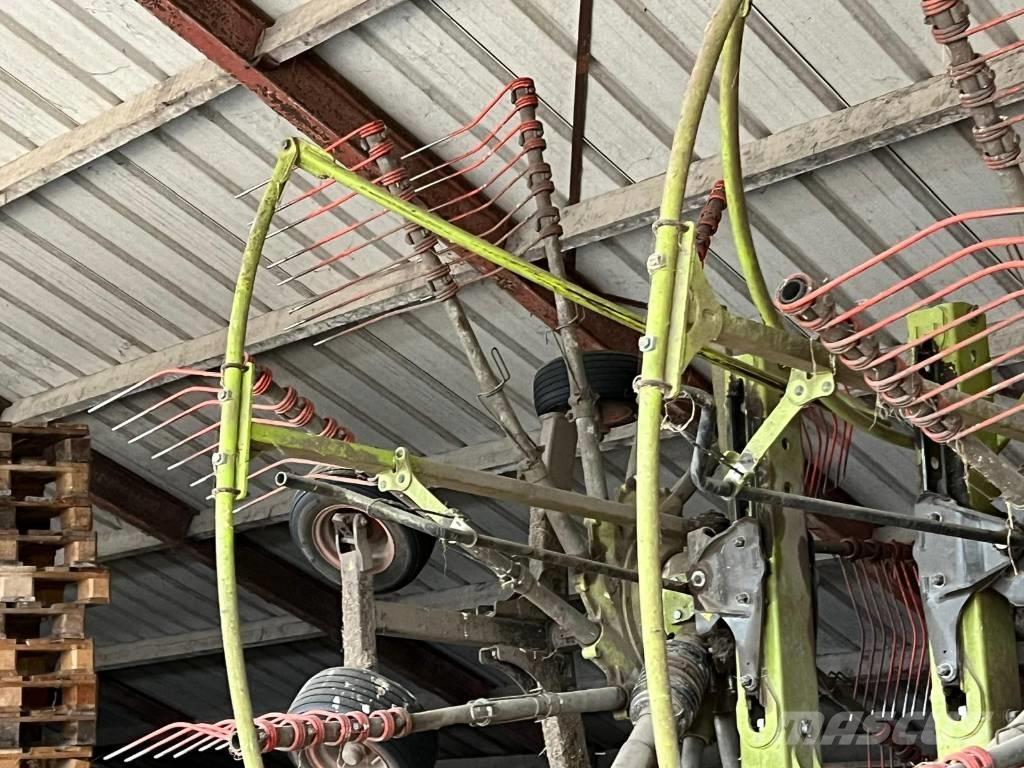 CLAAS Liner 2700 Strängläggare