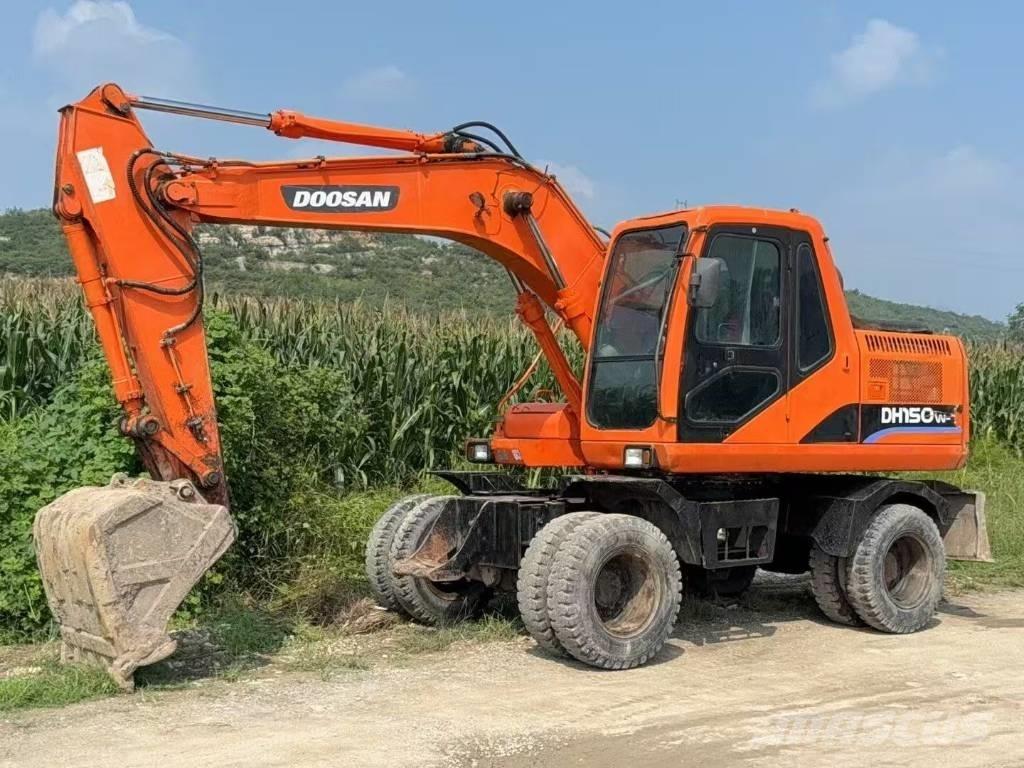 Doosan DH 150 W-7 Bandgrävare