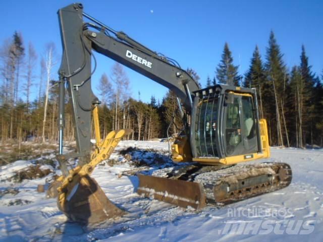 John Deere 135 G Bandgrävare