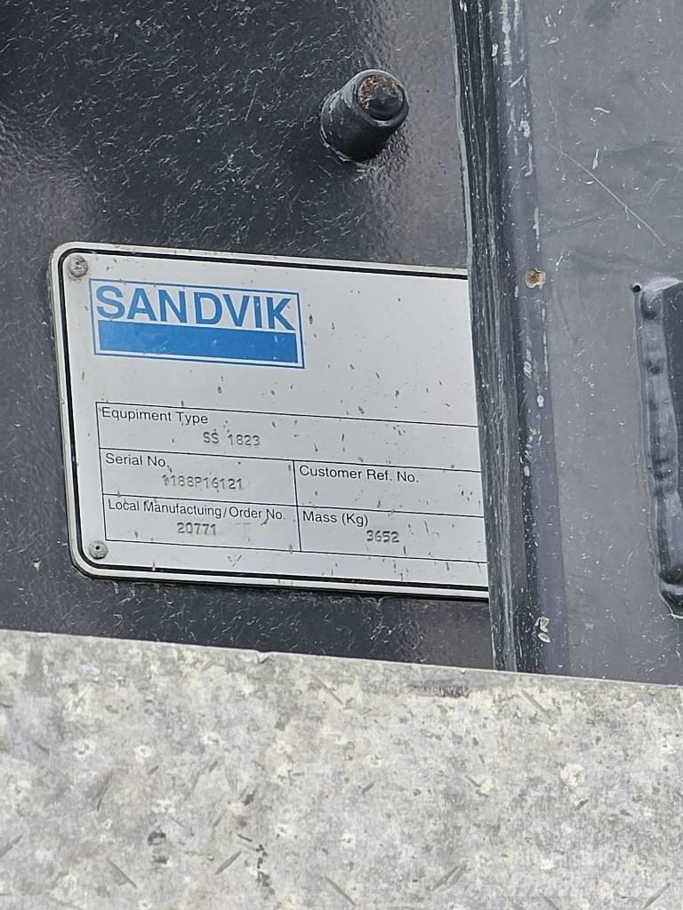 Sandvik UH 640 Mobila krossar