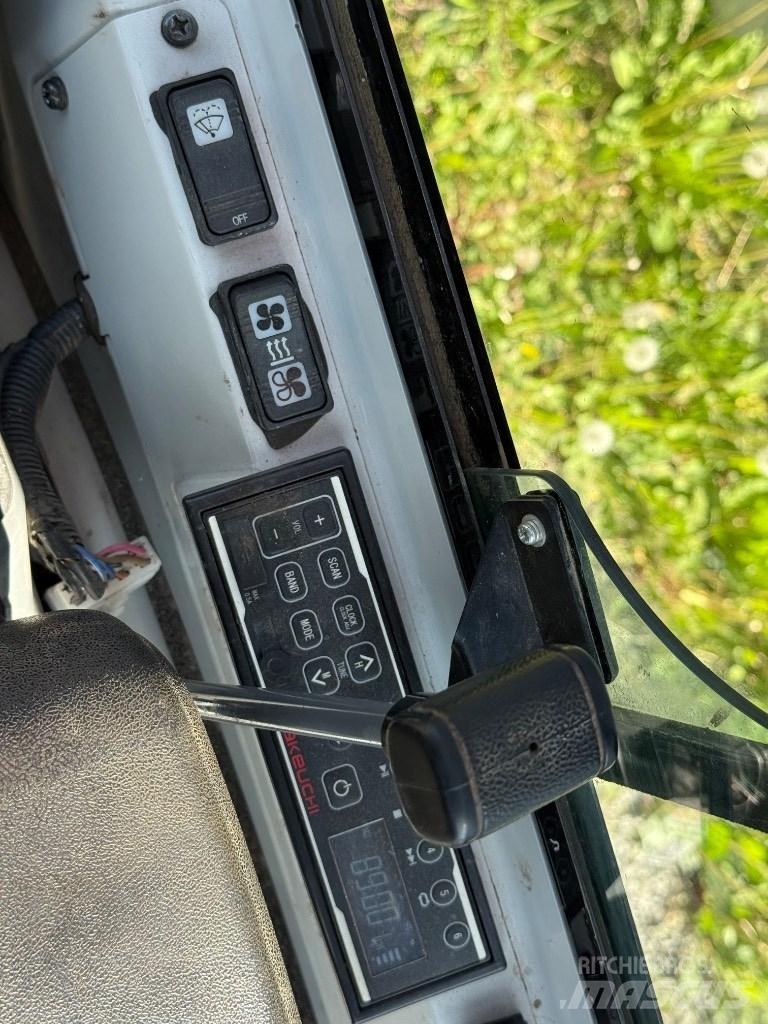 Takeuchi TB 216 Minigrävare < 7t
