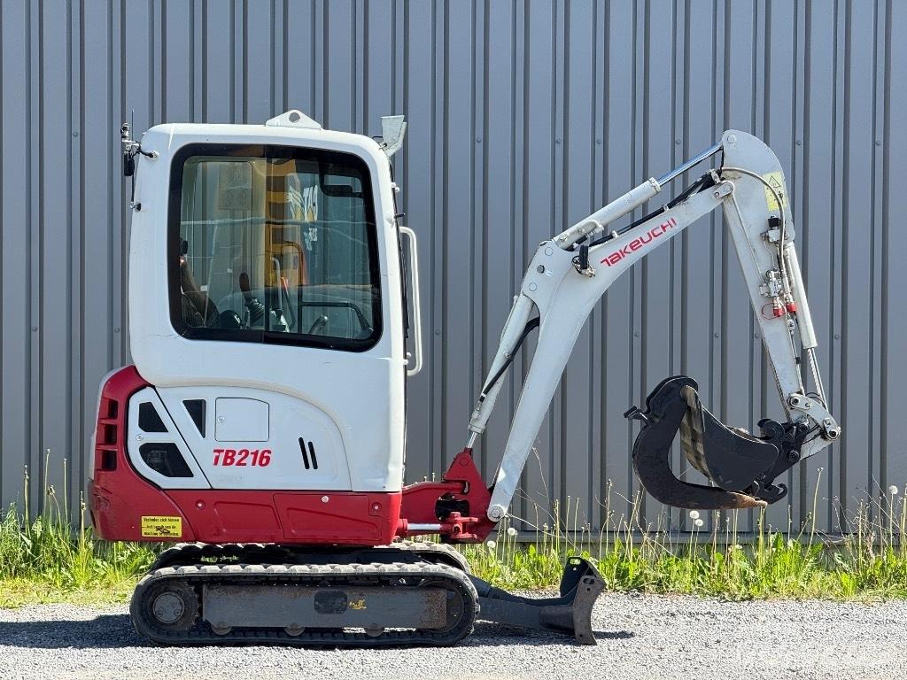 Takeuchi TB 216 Minigrävare < 7t