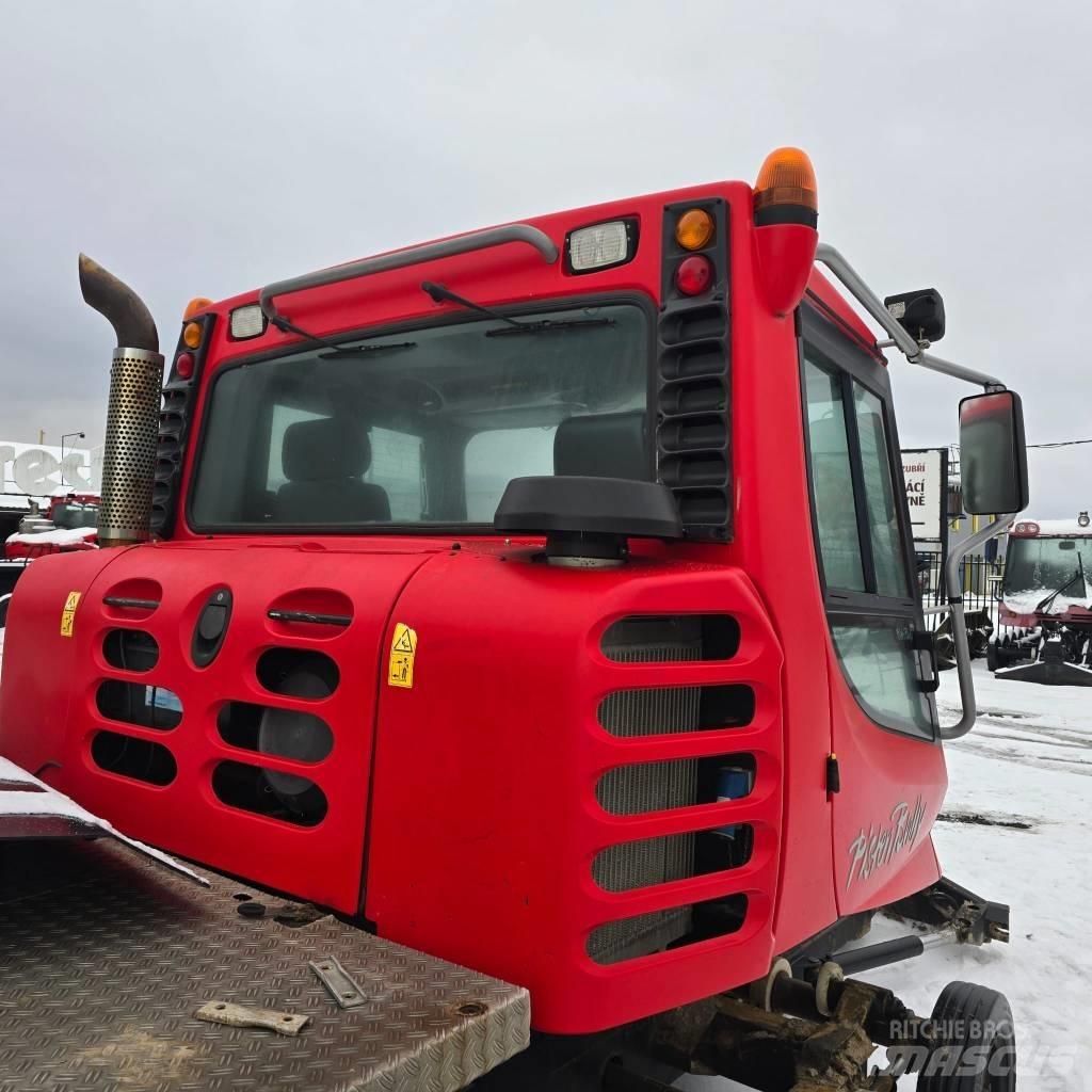 Kässbohrer PB 300 Snöplogar